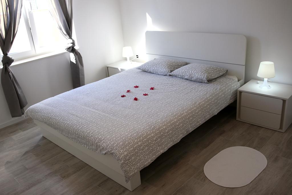 Apartments Plavi&Zuti Zaboric Rum bild