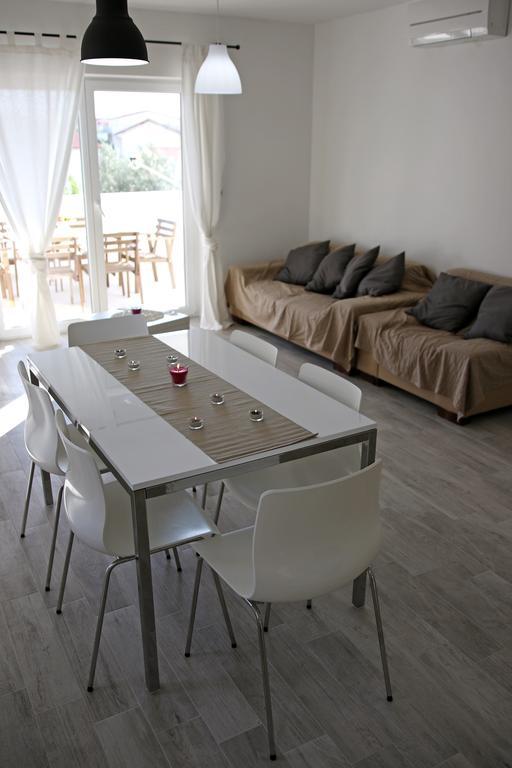 Apartments Plavi&Zuti Zaboric Rum bild